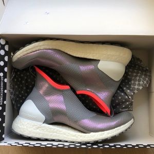 Stella McC Adidas ultra boost 6.5. Never worn!